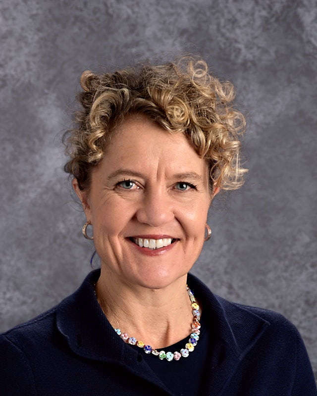 Wendy Cullitan Director of Communications & Admissions Outreach
