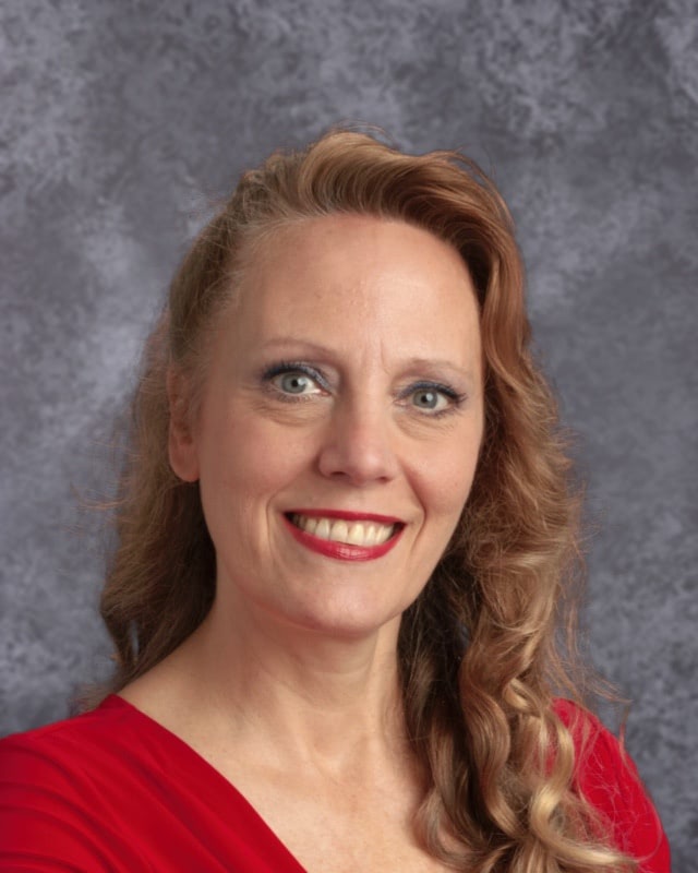 Arona Puttrich I Director of Finance & Operations at North Shore Private School