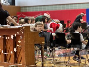 winter holiday sing: piano duet 1st grade