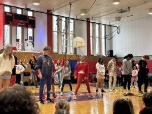 Middle School Dance Holiday sing 2024